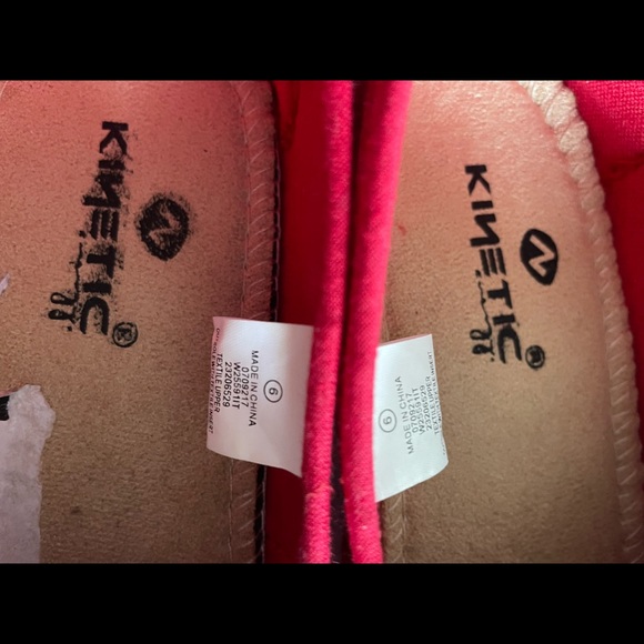 MEMORIAL DAY WILL BE HERE SOON. DO YOU NEED RED FOR THAT DAY??? - Picture 3 of 3